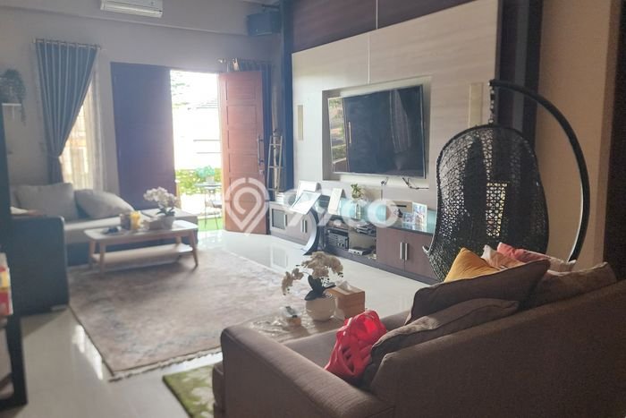 Rumah Elit LB 167m2 Siap Pakai Desain Elegan di Modernland, Tangerang Rumah Elit LB 167m2 Siap Pakai Desain Elegan di Modernland, Tangerang