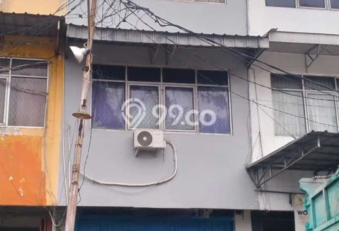 Untuk Dijual! Ruko di Kapuk Jakarta Utara LT 100m2 / LB 300m2 Kawasan Strategis Untuk Dijual! Ruko di Kapuk Jakarta Utara LT 100m2 / LB 300m2 Kawasan Strategis