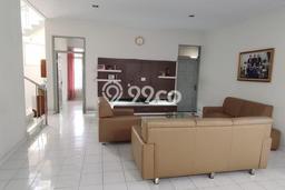 For Sale! Premium House LT 402m2 Desain Modern di Pajajaran For Sale! Premium House LT 402m2 Desain Modern di Pajajaran