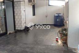 Disewakan! Rumah 3 Kamar Tidur &
1 Kamar Mandi di Taman Kopo Indah, Bandung Disewakan! Rumah 3 Kamar Tidur &
1 Kamar Mandi di Taman Kopo Indah, Bandung