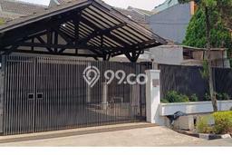 For Sale! Premium House LT 318m2 Desain Elegan di Surya Sumantri For Sale! Premium House LT 318m2 Desain Elegan di Surya Sumantri
