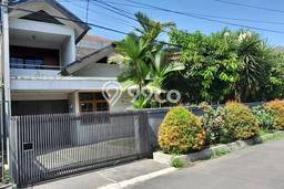 Ready to Use! Premium House LT 270m2 Desain Modern di Bandung Kota Ready to Use! Premium House LT 270m2 Desain Modern di Bandung Kota