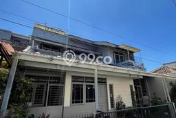 Hunian Mewah LB 180m2 Siap Pakai Desain Elegan di Pajajaran, Bandung Hunian Mewah LB 180m2 Siap Pakai Desain Elegan di Pajajaran, Bandung