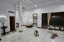 Sewa Rumah Murah di Moch Toha Bandung dengan 4 Kamar Tidur Sewa Rumah Murah di Moch Toha Bandung dengan 4 Kamar Tidur