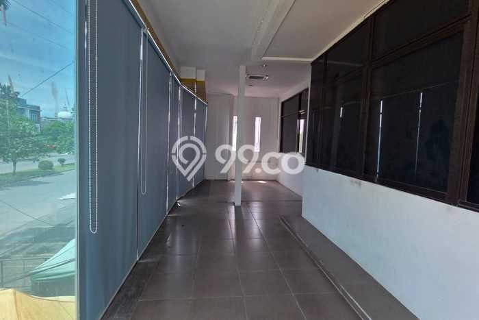Unit Ruko Paling Strategis di Batununggal Bandung dengan LB 500m2 Unit Ruko Paling Strategis di Batununggal Bandung dengan LB 500m2