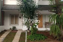 Ready to Use! Premium House LT 204m2 Desain Modern di Cibubur Ready to Use! Premium House LT 204m2 Desain Modern di Cibubur