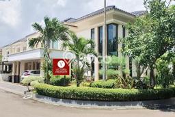 Rumah Elit LB 550m2 Siap Pakai Desain Elegan di Cibubur, Bogor Rumah Elit LB 550m2 Siap Pakai Desain Elegan di Cibubur, Bogor