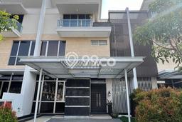 Jual Rumah Luas Megah Dengan View Cantik di Pantai Indah Kapuk, Jakarta Utara Jual Rumah Luas Megah Dengan View Cantik di Pantai Indah Kapuk, Jakarta Utara
