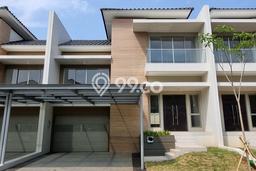 Rumah Elit Modern Tanpa Renovasi di Golf Island Jakarta Utara Rumah Elit Modern Tanpa Renovasi di Golf Island Jakarta Utara