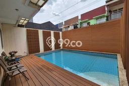Rumah Elit Modern Tanpa Renovasi di Pantai Indah Kapuk Jakarta Utara Rumah Elit Modern Tanpa Renovasi di Pantai Indah Kapuk Jakarta Utara