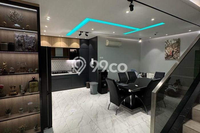 Rumah Elit Modern Tanpa Renovasi di Muara Karang Jakarta Utara Rumah Elit Modern Tanpa Renovasi di Muara Karang Jakarta Utara
