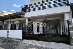 Sewa cepat rumah minimalis lokasi strategis 3 Kamar di Colomadu, Solo Sewa cepat rumah minimalis lokasi strategis 3 Kamar di Colomadu, Solo