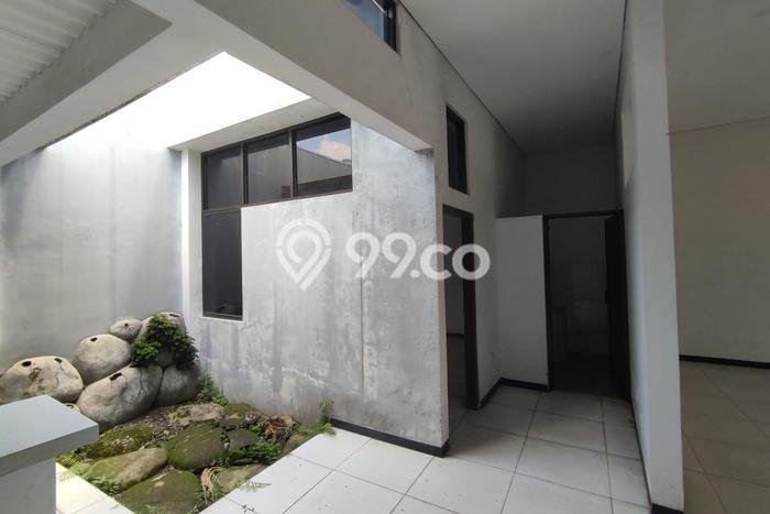 Unit Ruko Dijual di Mojolaban Sukoharjo Luas Bangunan 90m2 Unit Ruko Dijual di Mojolaban Sukoharjo Luas Bangunan 90m2