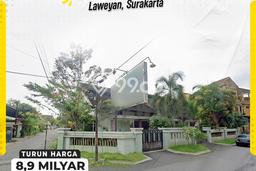 Siap Huni Rumah Mewah 6 Kamar di Laweyan Dekat ke Mana Saja Siap Huni Rumah Mewah 6 Kamar di Laweyan Dekat ke Mana Saja