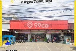 Disewakan Komersial Kawasan Strategis di Solo Baru, Luas 360m², Siap Usaha Disewakan Komersial Kawasan Strategis di Solo Baru, Luas 360m², Siap Usaha