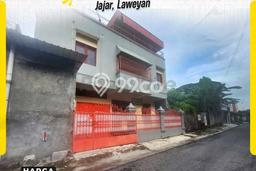 Disewakan Rumah Konsep Modern di Laweyan Solo dengan 7 KT Disewakan Rumah Konsep Modern di Laweyan Solo dengan 7 KT