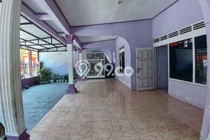 Rumah Strategis Modern Lb 350m2 di Jaten, Karanganyar Rumah Strategis Modern Lb 350m2 di Jaten, Karanganyar