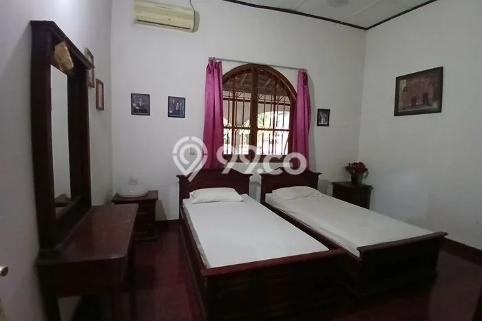 Hunian Cantik Modern Lb 450m2 di Tasikmadu, Karanganyar Hunian Cantik Modern Lb 450m2 di Tasikmadu, Karanganyar