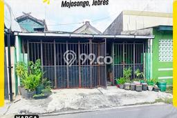 For Sale Rumah 3 Kamar Lokasi Ideal Nyaman dan Strategis di Jebres For Sale Rumah 3 Kamar Lokasi Ideal Nyaman dan Strategis di Jebres