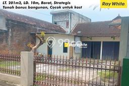 Lahan Dijual Lokasi Solo Baru, Solo dengan Luas Tanah 201m2 dan Status SHM Lahan Dijual Lokasi Solo Baru, Solo dengan Luas Tanah 201m2 dan Status SHM