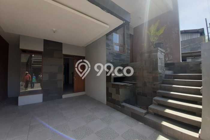 For Sale Rumah 3 Kamar Lokasi Ideal Nyaman dan Strategis di Kartasura For Sale Rumah 3 Kamar Lokasi Ideal Nyaman dan Strategis di Kartasura