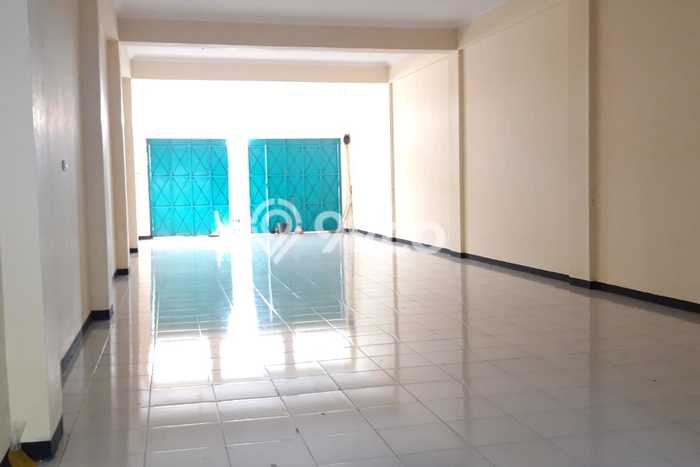 Unit Ruko Dijual di Kartasura Sukoharjo Luas Bangunan 350m2 Unit Ruko Dijual di Kartasura Sukoharjo Luas Bangunan 350m2