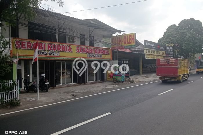 Ruko Dijual Lokasi Emas di Kartasura Luas 160m2 Ruko Dijual Lokasi Emas di Kartasura Luas 160m2