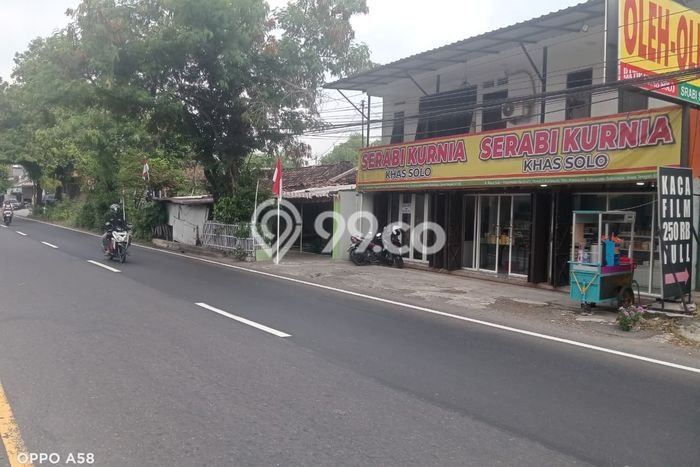 Ruko Dijual Lokasi Emas di Kartasura Luas 160m2 Ruko Dijual Lokasi Emas di Kartasura Luas 160m2