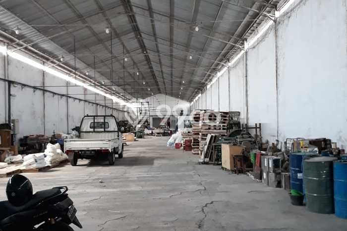 Gudang Bagus LT 1329m2 LB 1700m2 Dijual di Tasikmadu Karanganyar Gudang Bagus LT 1329m2 LB 1700m2 Dijual di Tasikmadu Karanganyar