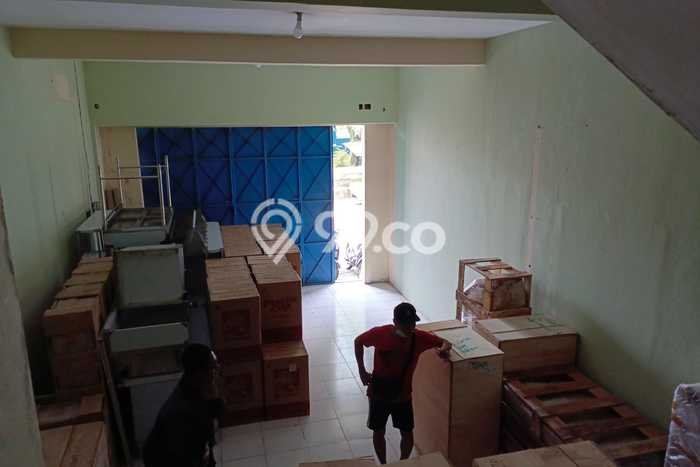 Untuk Disewa Ruko di Jebres Surakarta LT 50m2, LB 100m2 Untuk Disewa Ruko di Jebres Surakarta LT 50m2, LB 100m2