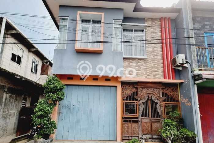 Rumah Strategis Minimalis Lb 300m2 di Banjarsari, Surakarta Rumah Strategis Minimalis Lb 300m2 di Banjarsari, Surakarta