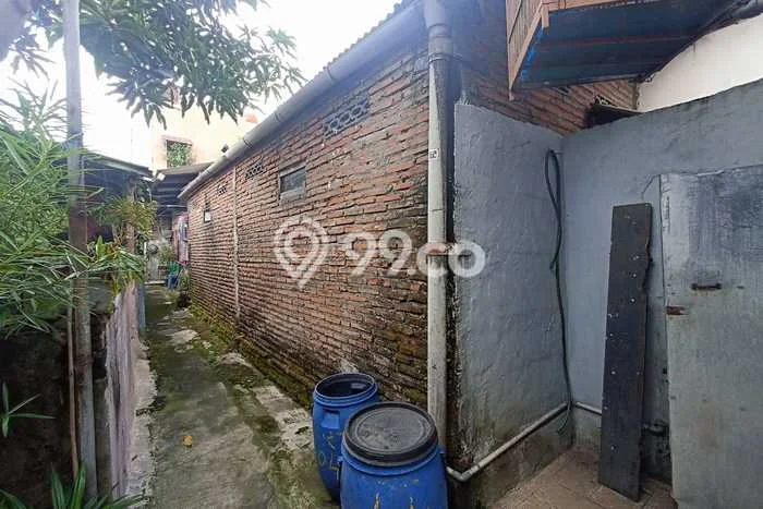 Tanah Dijual Lokasi Strategis di Surakarta dengan Luas 211m2 Tanah Dijual Lokasi Strategis di Surakarta dengan Luas 211m2