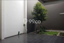 Rumah Elit LB 350m2 Siap Huni Desain Elegan di Singgasana, Bandung Rumah Elit LB 350m2 Siap Huni Desain Elegan di Singgasana, Bandung