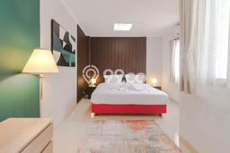 Disewakan! Rumah 4 Kamar Tidur &
3 Kamar Mandi di Setra Duta, Bandung Disewakan! Rumah 4 Kamar Tidur &
3 Kamar Mandi di Setra Duta, Bandung