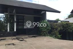 Rumah Elit Modern Tanpa Renovasi di Dago Pakar Bandung Rumah Elit Modern Tanpa Renovasi di Dago Pakar Bandung
