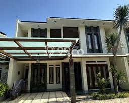 Hunian Mewah LB 325m2 Siap Pakai Desain Elegan di Ciumbuleuit, Bandung Hunian Mewah LB 325m2 Siap Pakai Desain Elegan di Ciumbuleuit, Bandung