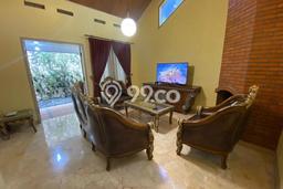 For Sale Rumah Mewah Exclusive di Coblong, Bandung For Sale Rumah Mewah Exclusive di Coblong, Bandung