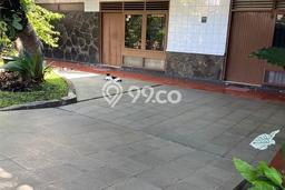 Ready to Use! Premium House LT 495m2 Desain Modern di Cimahi Ready to Use! Premium House LT 495m2 Desain Modern di Cimahi