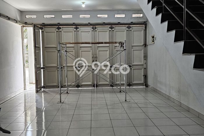 Disewakan Ruko di Pusat Kota Bandung Ramai Strategis Disewakan Ruko di Pusat Kota Bandung Ramai Strategis