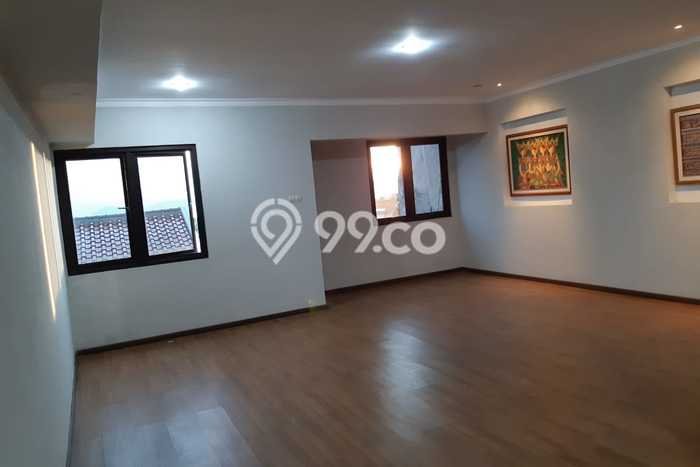 Jual Rumah Mewah Megah Dengan View Eksklusif di Setra Duta, Bandung Jual Rumah Mewah Megah Dengan View Eksklusif di Setra Duta, Bandung