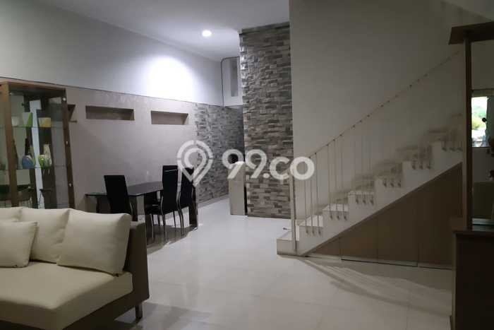 Jual Rumah Mewah Megah Dengan View Eksklusif di Setra Duta, Bandung Jual Rumah Mewah Megah Dengan View Eksklusif di Setra Duta, Bandung