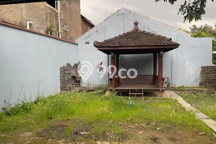 Rumah Sewa Bandung LT 200m2 LB 300m2 Area Cikutra Rumah Sewa Bandung LT 200m2 LB 300m2 Area Cikutra