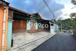 Rumah Modern 4 KT di Padasuka Bandung Unfurnished Rumah Modern 4 KT di Padasuka Bandung Unfurnished