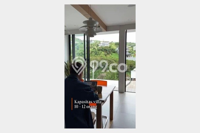 DIJUAL! Vila Kawasan , Luas 315m2m², Posisi Premium DIJUAL! Vila Kawasan , Luas 315m2m², Posisi Premium