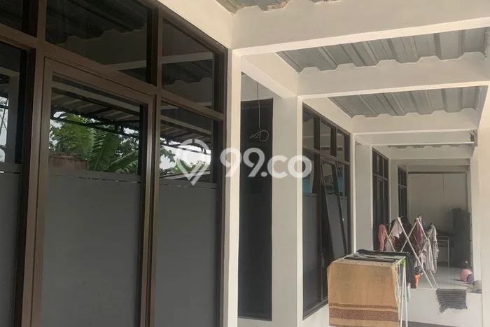 Aset Investasi! Kost Dijual di Jatinangor, Sumedang, 0 KT, 9 KM, Luas 400m2 Aset Investasi! Kost Dijual di Jatinangor, Sumedang, 0 KT, 9 KM, Luas 400m2