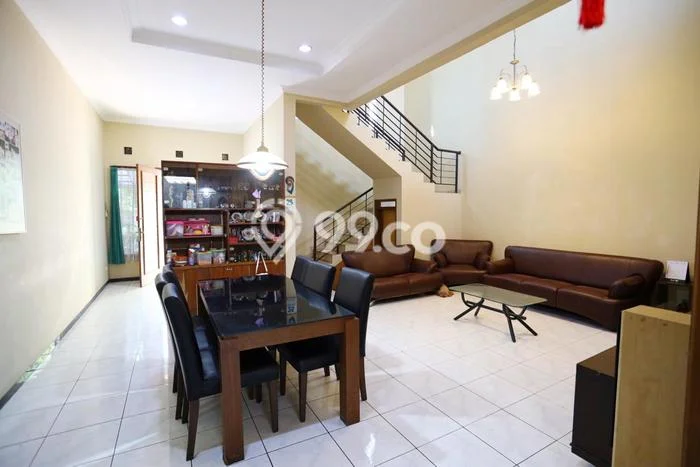 Jual Rumah Mewah Megah Dengan View Cantik di BKR, Bandung Jual Rumah Mewah Megah Dengan View Cantik di BKR, Bandung