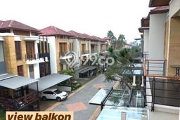 Rumah Mewah LB 450m2 Siap Huni Desain Elegan di Ciumbuleuit, Bandung Rumah Mewah LB 450m2 Siap Huni Desain Elegan di Ciumbuleuit, Bandung