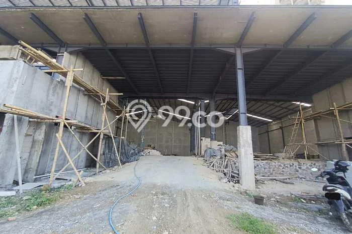 Unit Gudang Disewa Lokasi Semarang Barat, Semarang Spesifikasi Luas Bangunan 2160m2 Unit Gudang Disewa Lokasi Semarang Barat, Semarang Spesifikasi Luas Bangunan 2160m2