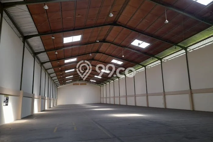 Gudang Disewa di Semarang Barat, Semarang, LT 4583m2 / LB 2240m2 Gudang Disewa di Semarang Barat, Semarang, LT 4583m2 / LB 2240m2