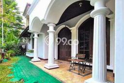 Jual Rumah Mewah Megah Dengan View Eksklusif di Kemang, Jakarta Selatan Jual Rumah Mewah Megah Dengan View Eksklusif di Kemang, Jakarta Selatan